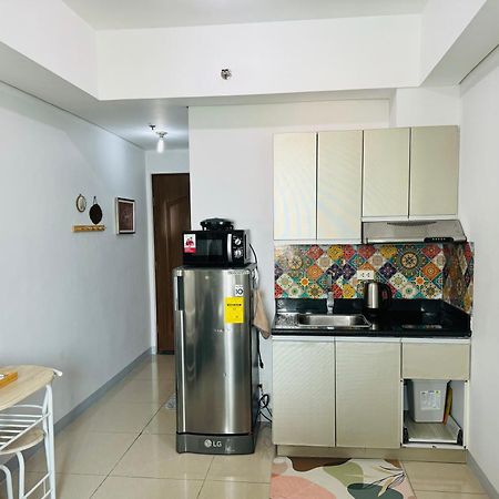 Beacon Makati Condo Free Pool Access Free Wifi 100Mbps & Free Netflix Manila Bagian luar foto