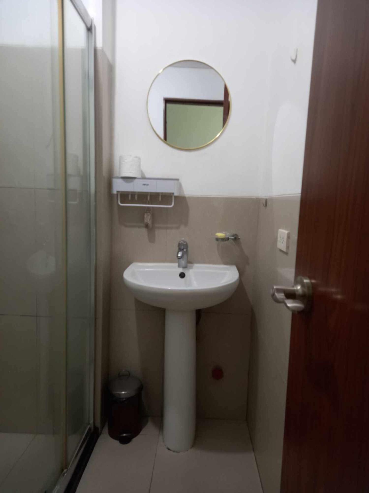 Beacon Makati Condo Free Pool Access Free Wifi 100Mbps & Free Netflix Manila Bagian luar foto